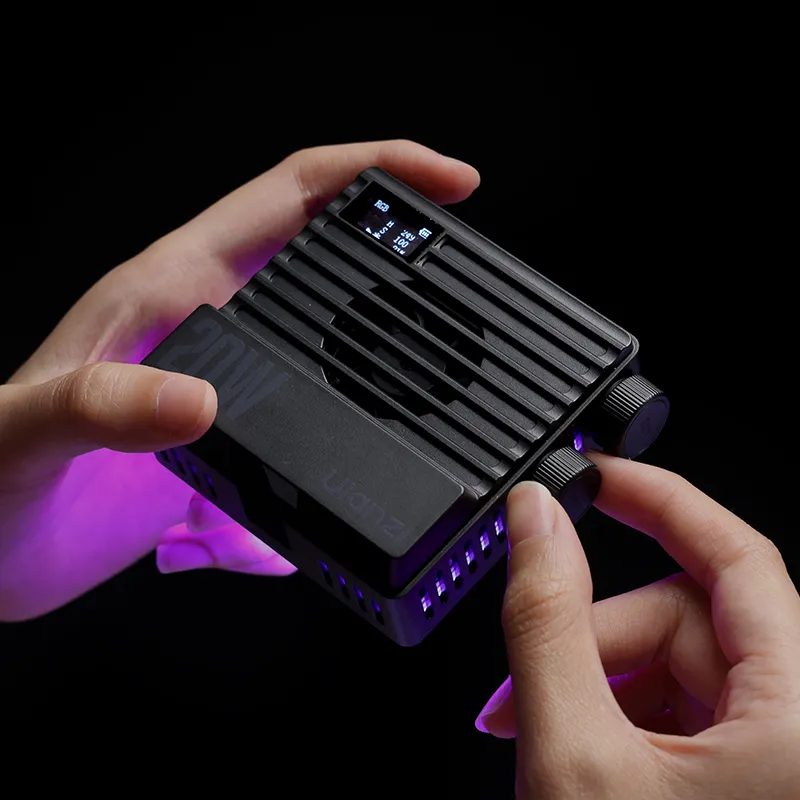 Ulanzi LE20 20W Pocket RGB Video Light 3200Lx CRI 95＋L090 - Image 4