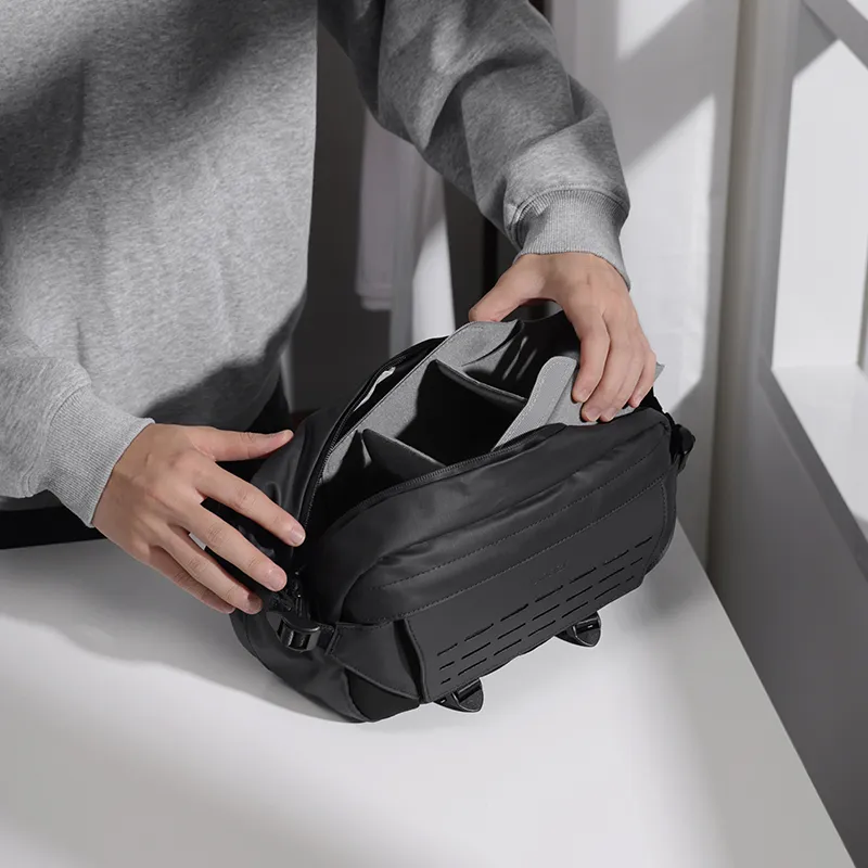 Ulanzi 9L Camera Sling Bag with Tripod Holder B122 - Image 3