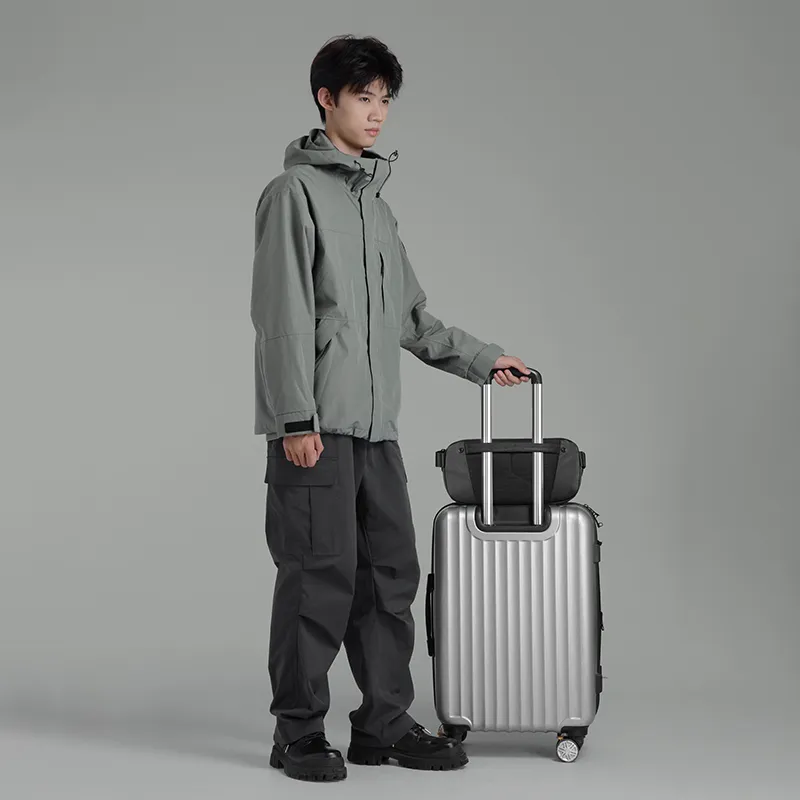 Ulanzi 9L Camera Sling Bag with Tripod Holder B122 - Image 9