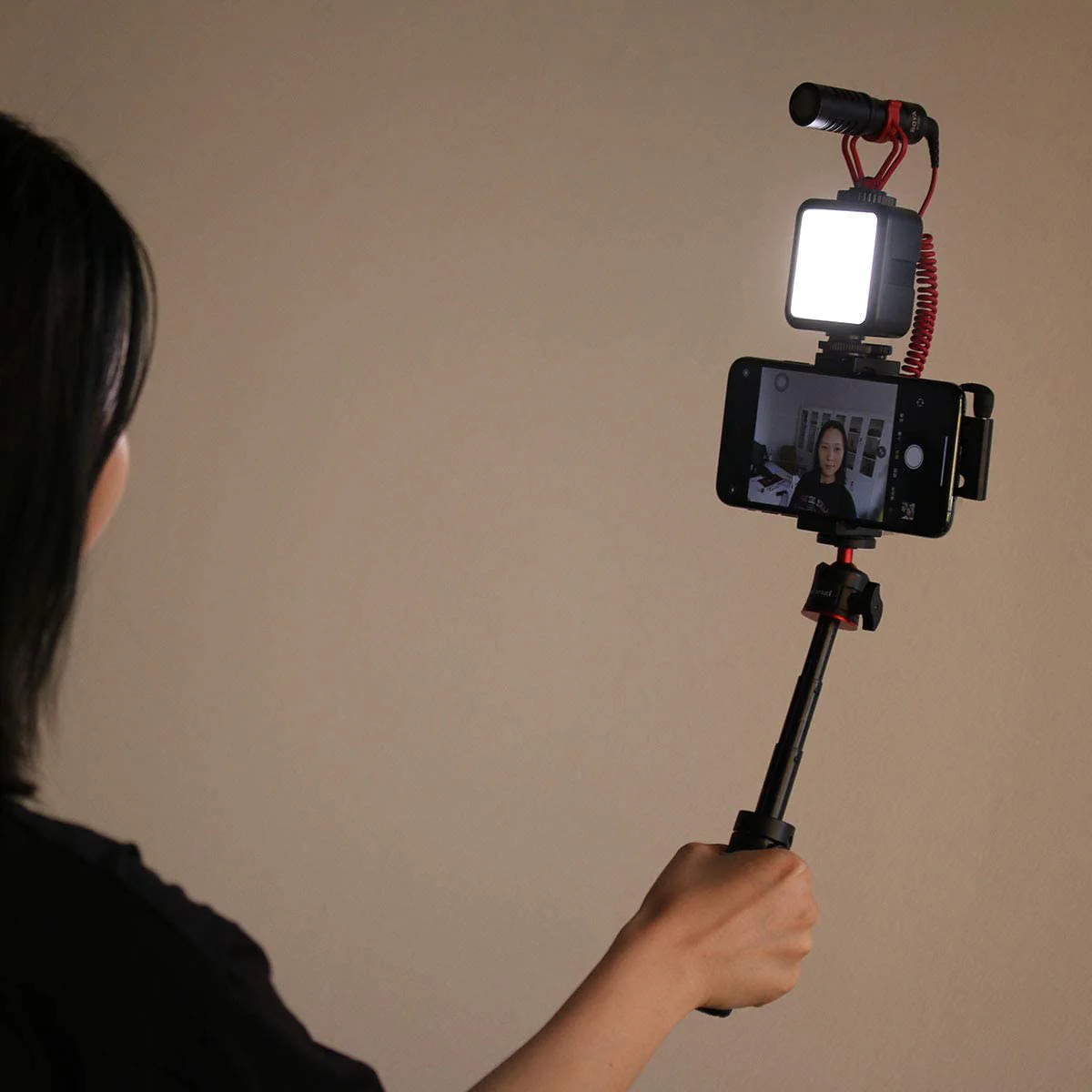Ulanzi MT-08 Extendable Handheld Tripod 1601 - Image 9