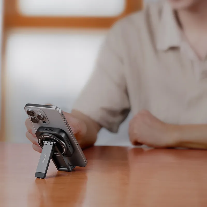 Ulanzi MA60 Foldable Magnetic Phone Tripod - Image 8