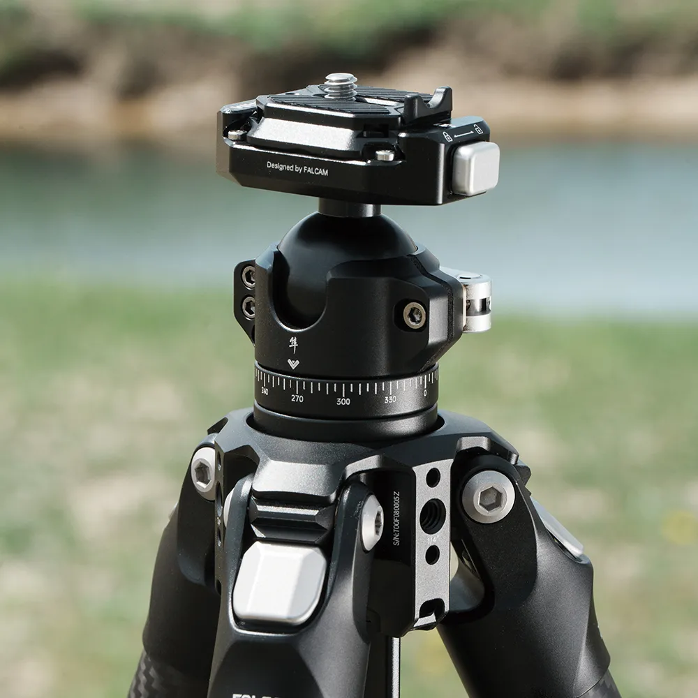 Ulanzi Falcam TreeRoot Quick Lock Lite Travel Tripod - Image 7