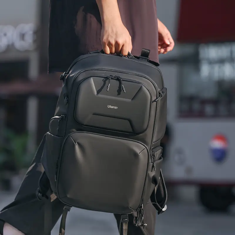 Ulanzi BP10 Hardshell Camera Backpack 35L B012GBB1 - Image 13