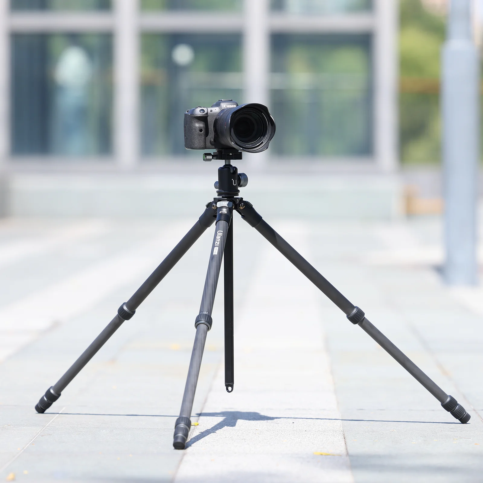 Ulanzi MT-60 Carbon Fiber Portable Travel Tripod 3115 - Image 12